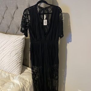 NWT Vestique Black Dress/Romper - size L